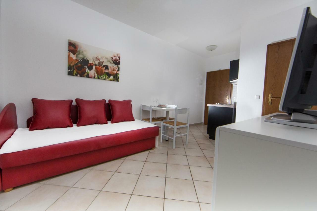 Apartments Sanmichel Pula Bagian luar foto